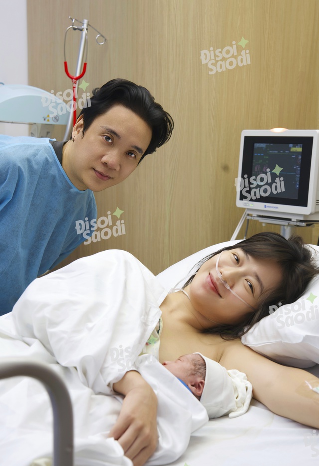 "H&oacute;a ra JustaTee c&oacute; b&eacute; 3 thật"- Ảnh 2.