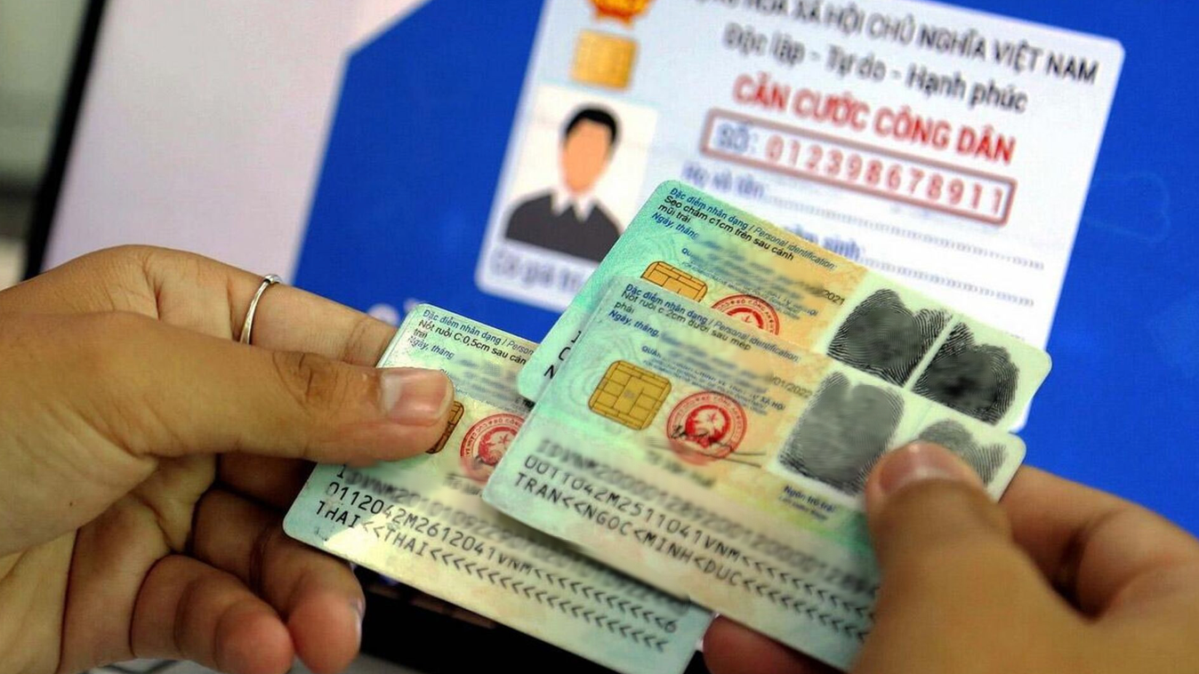 Bộ C&ocirc;ng an đề xuất phạt đến 100 triệu đồng nếu mở, duy tr&igrave; t&agrave;i khoản số bằng định danh giả mạo- Ảnh 1.