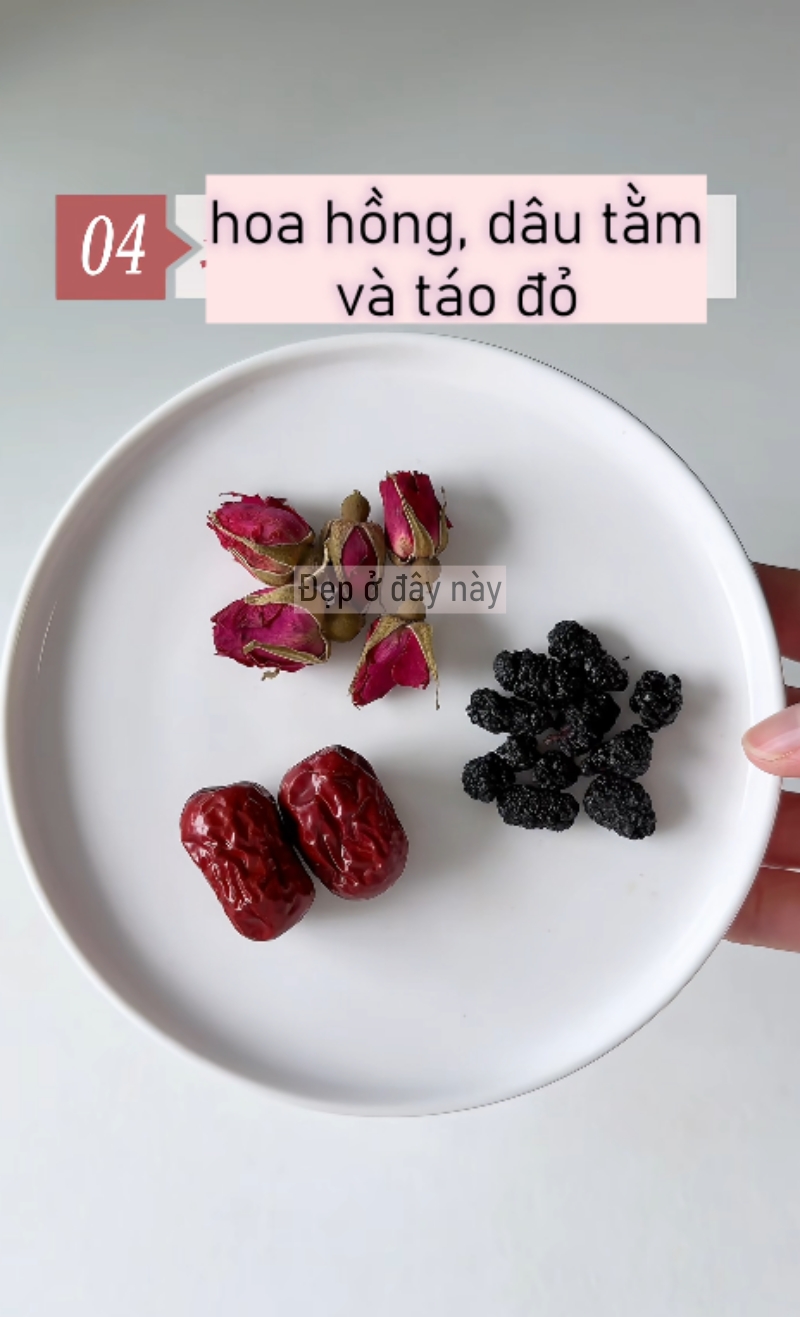 Uống tr&agrave; hoa hồng đ&uacute;ng c&aacute;ch, 2 tuần sau t&ocirc;i nhận thấy l&agrave;n da kh&aacute;c hẳn- Ảnh 6.