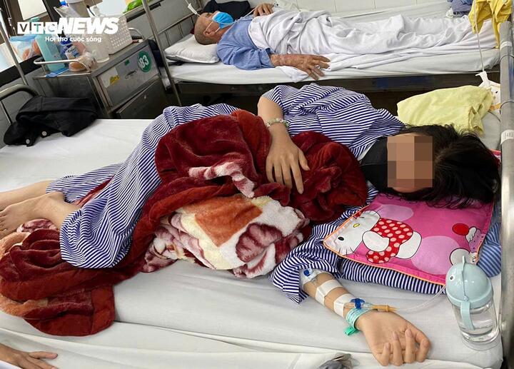 Nữ sinh ho ra m&aacute;u giữa đ&ecirc;m, b&agrave;ng ho&agrave;ng ph&aacute;t hiện mắc lao d&ugrave; cơ thể 'b&igrave;nh thường'- Ảnh 1.