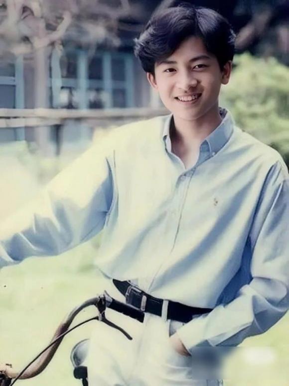 Bức ảnh 35 năm trước g&acirc;y sốt: 4 nam thần chung khung h&igrave;nh chứng minh đẳng cấp "Ferrari m&atilde;i l&agrave; Ferrari"- Ảnh 3.