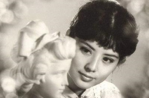 Mỹ nh&acirc;n từng đi t&ugrave; 47 tuổi vẫn thi hoa hậu rồi lọt thẳng Top 5, ngang nhi&ecirc;n đối đầu &aacute;i nữ tr&ugrave;m s&ograve;ng bạc- Ảnh 2.