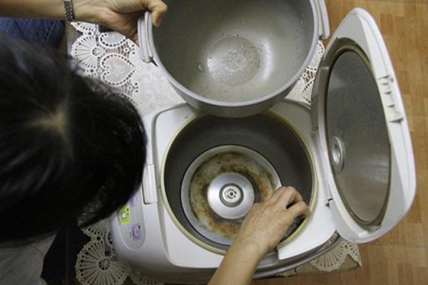 Cảnh b&aacute;o đặc biệt tới những gia đ&igrave;nh đang d&ugrave;ng nồi cơm điện h&agrave;ng ng&agrave;y- Ảnh 6.