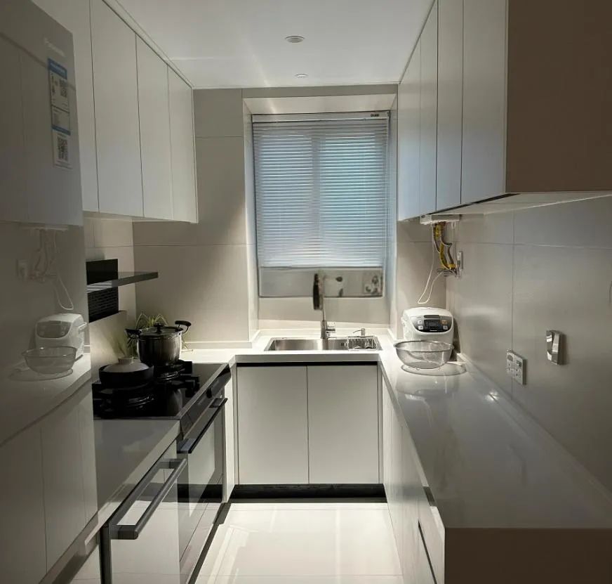 Bất chấp mọi lời khuy&ecirc;n, t&ocirc;i vẫn l&aacute;t gạch 600&times;1200mm cho ph&ograve;ng kh&aacute;ch v&agrave; sau khi ở 6 th&aacute;ng, đ&acirc;y l&agrave; điều t&ocirc;i muốn n&oacute;i thật- Ảnh 7.