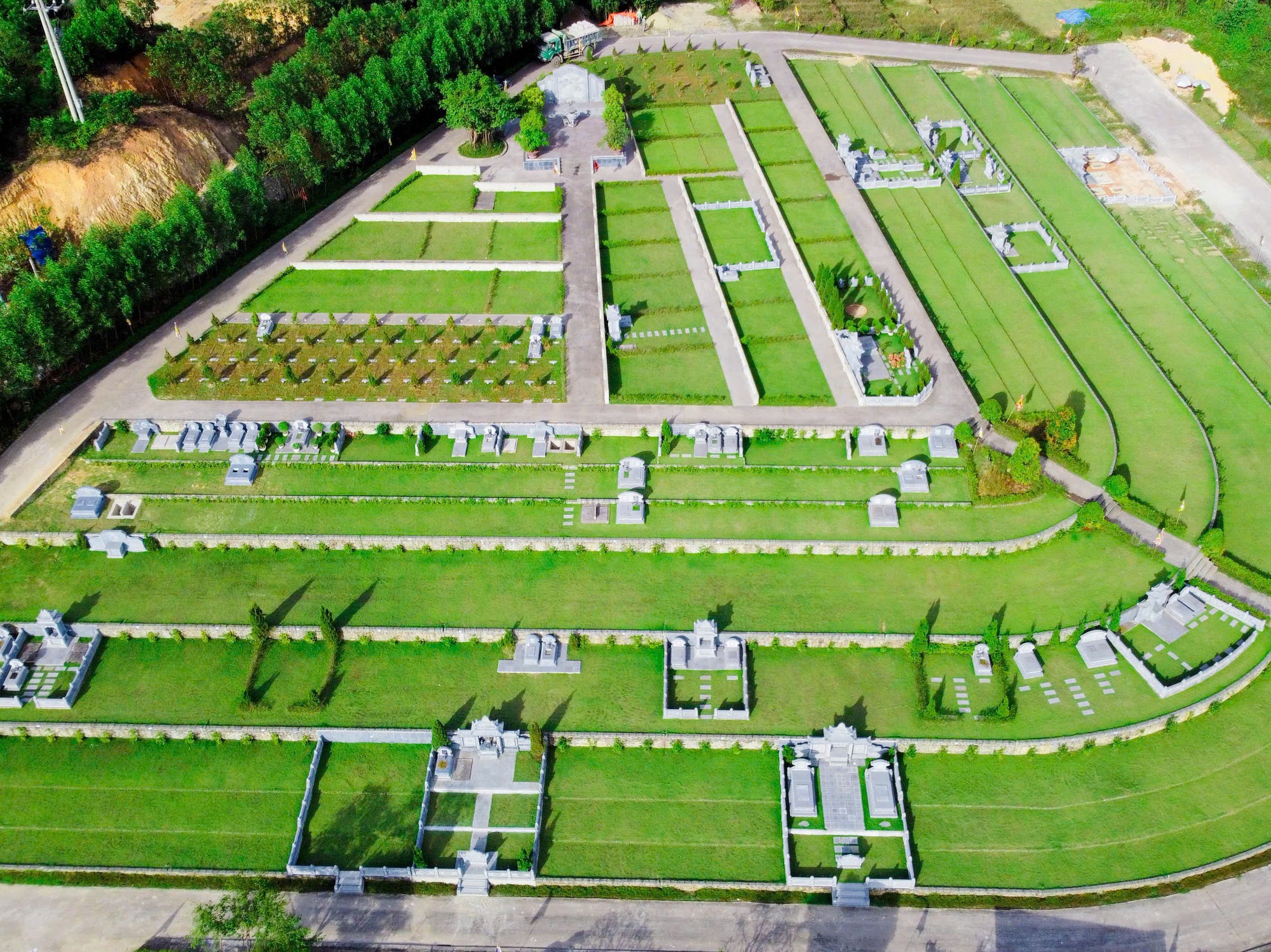 Kh&ocirc;ng chỉ để "lo hậu sự", đất nghĩa trang trở th&agrave;nh khoản t&iacute;ch lũy d&agrave;i hạn của nhiều người trung ni&ecirc;n- Ảnh 3.