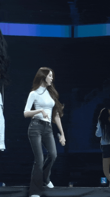 "C&ocirc;ng ch&uacute;a Kpop" l&ecirc;n đồ: G&aacute;i xinh ch&acirc;u &Aacute; rần rần rủ nhau copy paste- Ảnh 1.