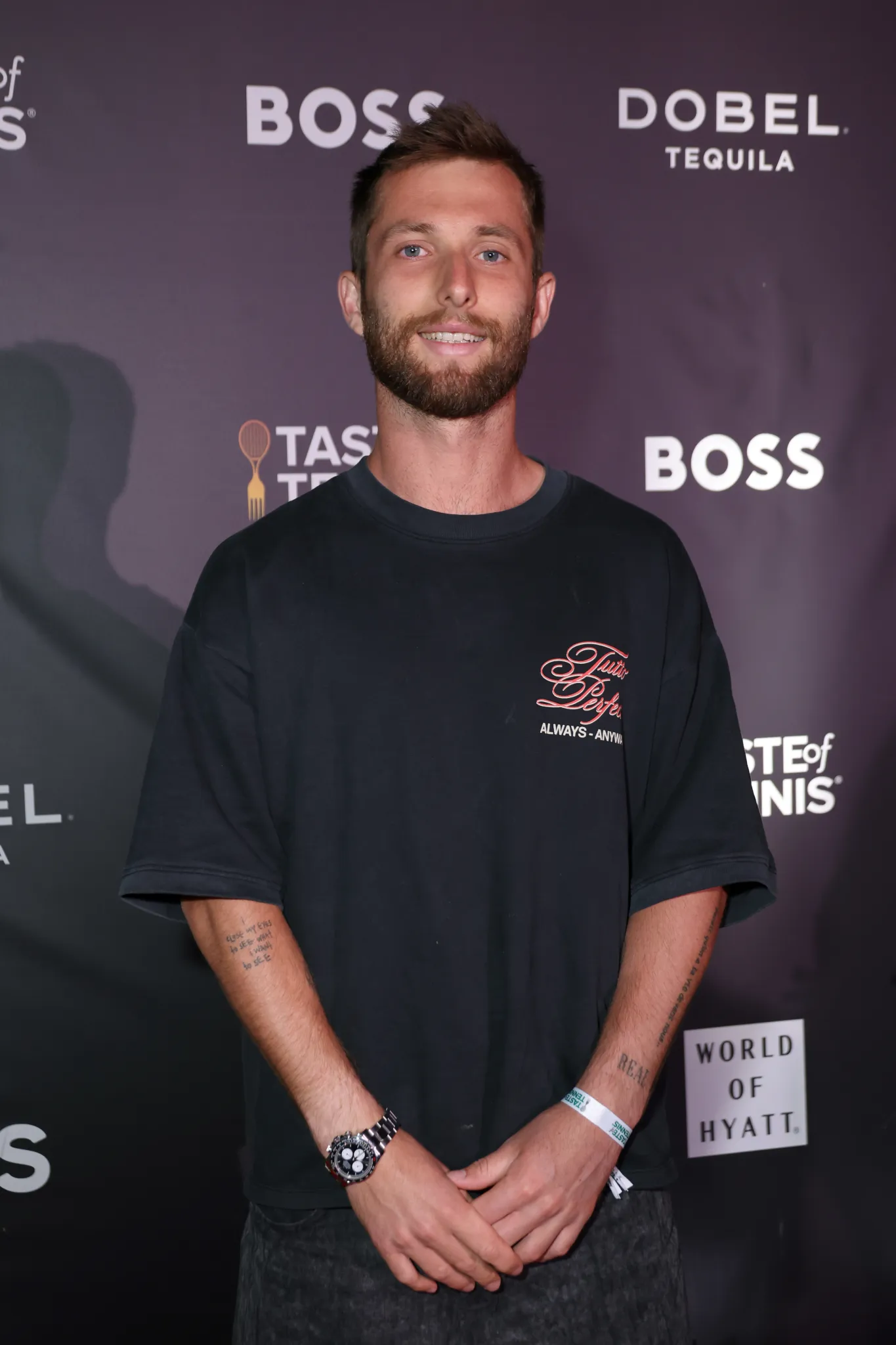 Drama t&igrave;nh &aacute;i: Người đẹp "tố" sao tennis nhắn tin t&aacute;n tỉnh m&igrave;nh, đối phương đ&aacute;p trả cực gắt "c&ocirc; ảo tưởng!"- Ảnh 2.