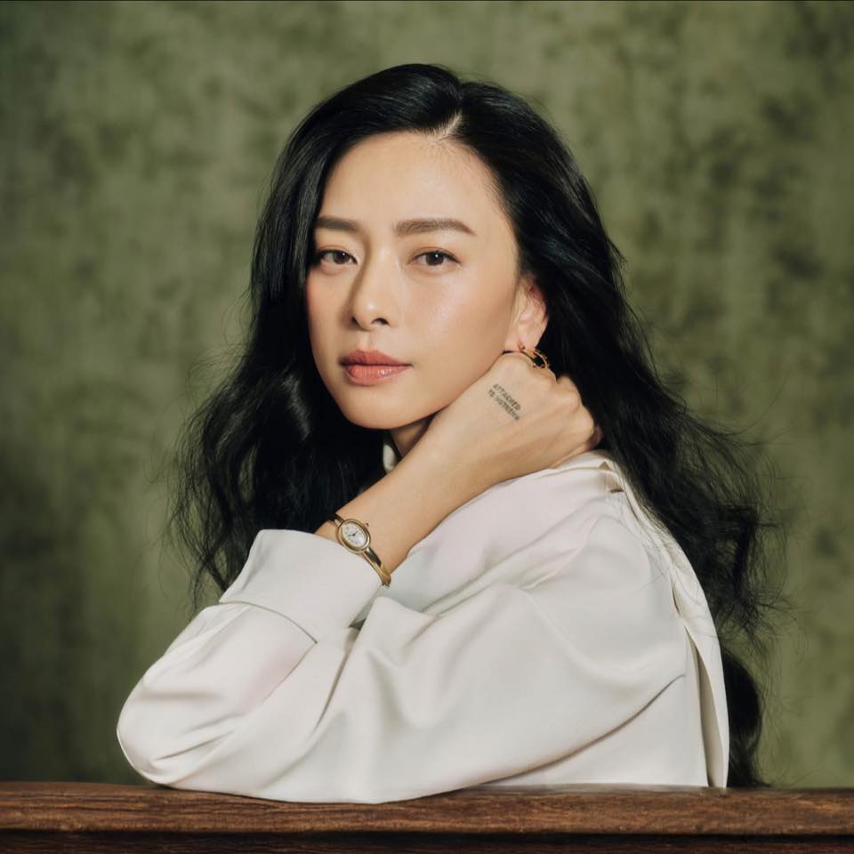 Ng&ocirc; Thanh V&acirc;n chăm con nhỏ nhan sắc vẫn đỉnh cao: C&oacute; "b&iacute; mật'' chống gi&agrave; của phụ nữ sau sinh- Ảnh 1.