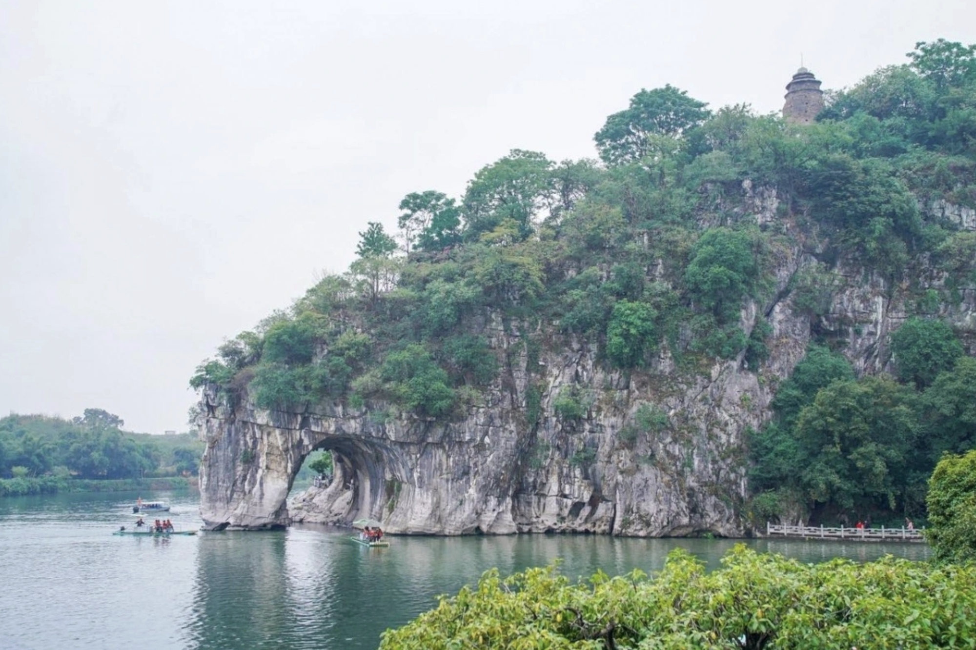 Từ ng&agrave;y 1/4, kh&aacute;ch Việt ch&iacute;nh thức được miễn visa khi bay thẳng đến ti&ecirc;n cảnh ở Trung Quốc- Ảnh 2.