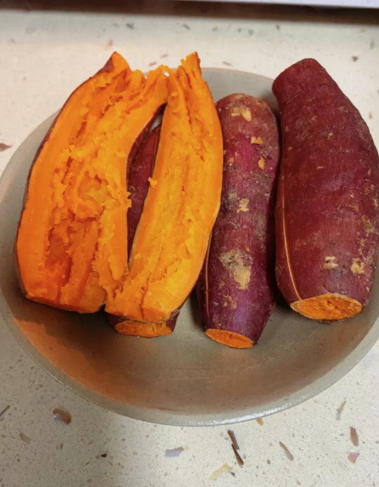 Năm ấy ch&ecirc; l&ograve; vi s&oacute;ng v&ocirc; dụng, b&acirc;y giờ h&agrave;ng triệu người "quay xe": 5 m&oacute;n ngon l&agrave;m trong v&agrave;i ph&uacute;t- Ảnh 7.