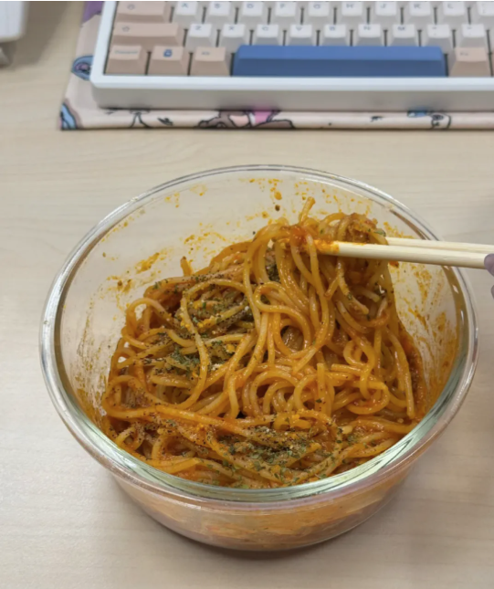 Năm ấy ch&ecirc; l&ograve; vi s&oacute;ng v&ocirc; dụng, b&acirc;y giờ h&agrave;ng triệu người "quay xe": 5 m&oacute;n ngon l&agrave;m trong v&agrave;i ph&uacute;t- Ảnh 11.