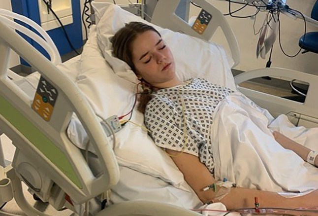 Chỉ 10 gi&acirc;y nh&igrave;n con qua FaceTime, người mẹ bỗng "lạnh sống lưng": Quyết định ngay sau đ&oacute; đ&atilde; cứu con khỏi căn bệnh nguy hiểm- Ảnh 3.