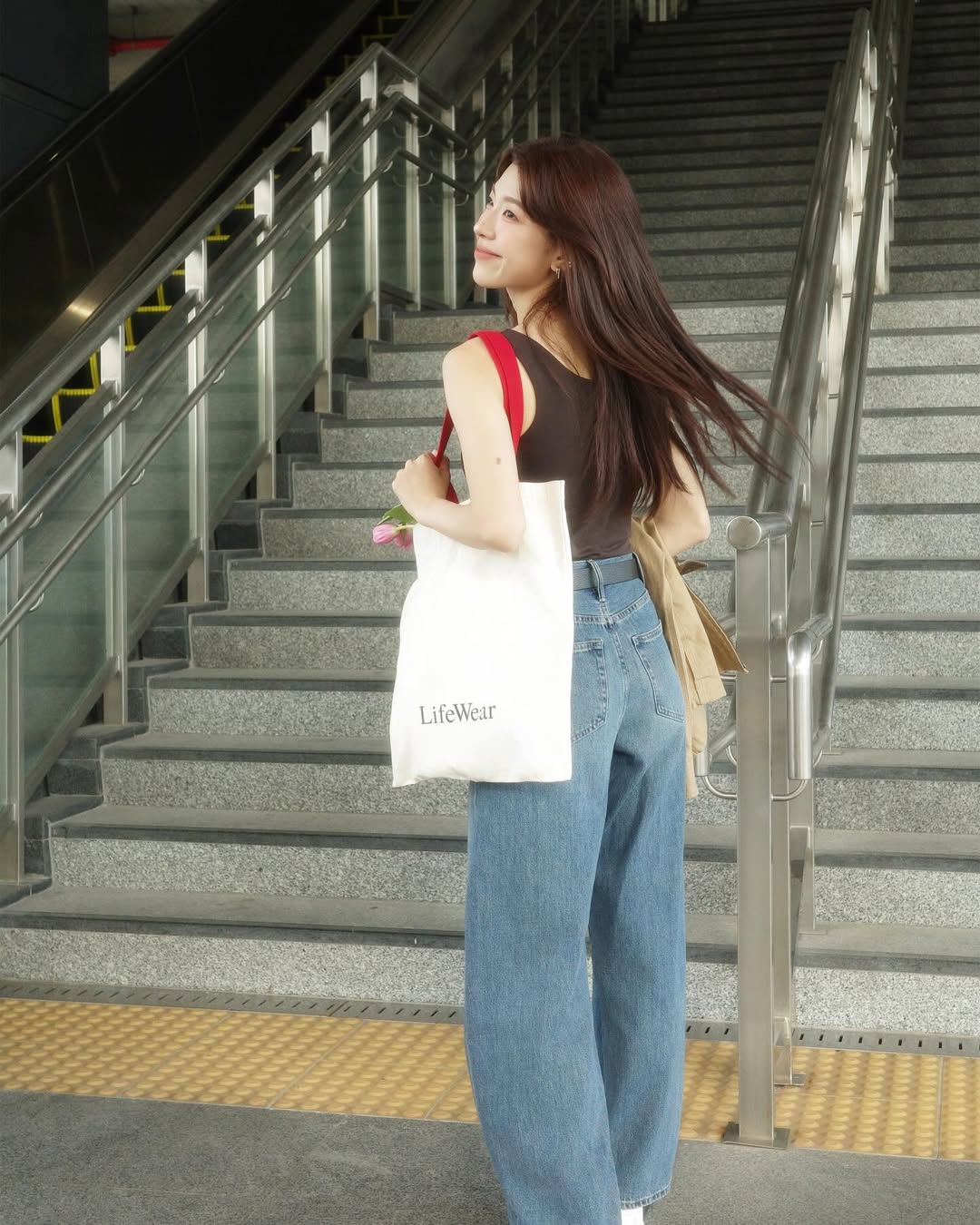 Lamoon chưa 1 lần mặc xấu, xuất hiện ở đ&acirc;u cũng l&agrave; nữ thần- Ảnh 11.