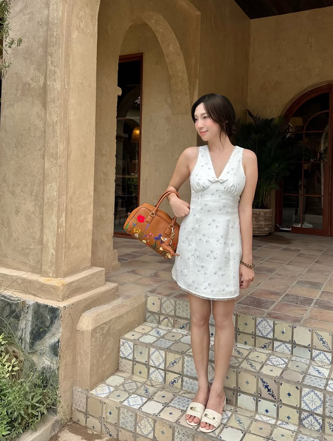 G&aacute;i Việt sống ở Paris nổi tiếng v&igrave; mặc đẹp, "ph&aacute;t s&aacute;ng" giữa biển người ch&acirc;u &Acirc;u- Ảnh 13.