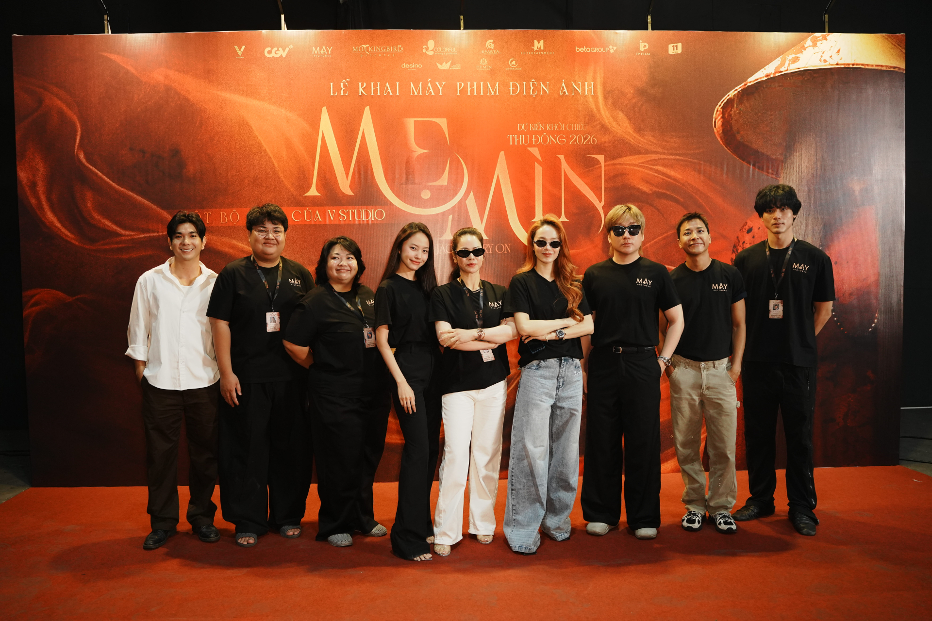 Minh Hằng đ&atilde; l&agrave;m g&igrave; với gương mặt của m&igrave;nh vậy?- Ảnh 1.