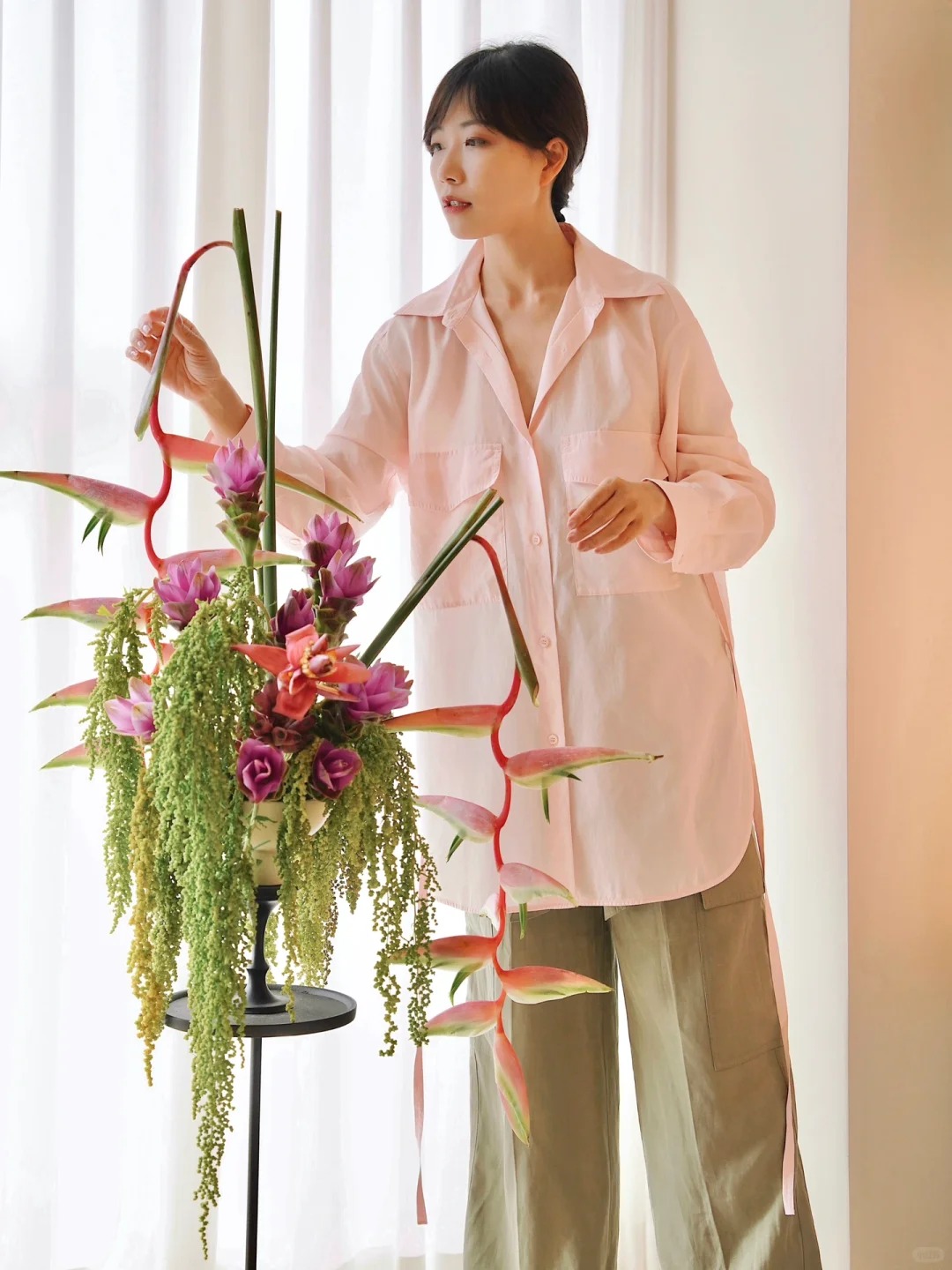 B&oacute;c trần sự thật về lo&agrave;i hoa "Hồng Hạc" đang rần rần c&otilde;i mạng: Đẹp mộng mị nhưng đỏng đảnh kh&oacute; chiều, lỡ mua rồi th&igrave; cắm sao cho sang?- Ảnh 4.