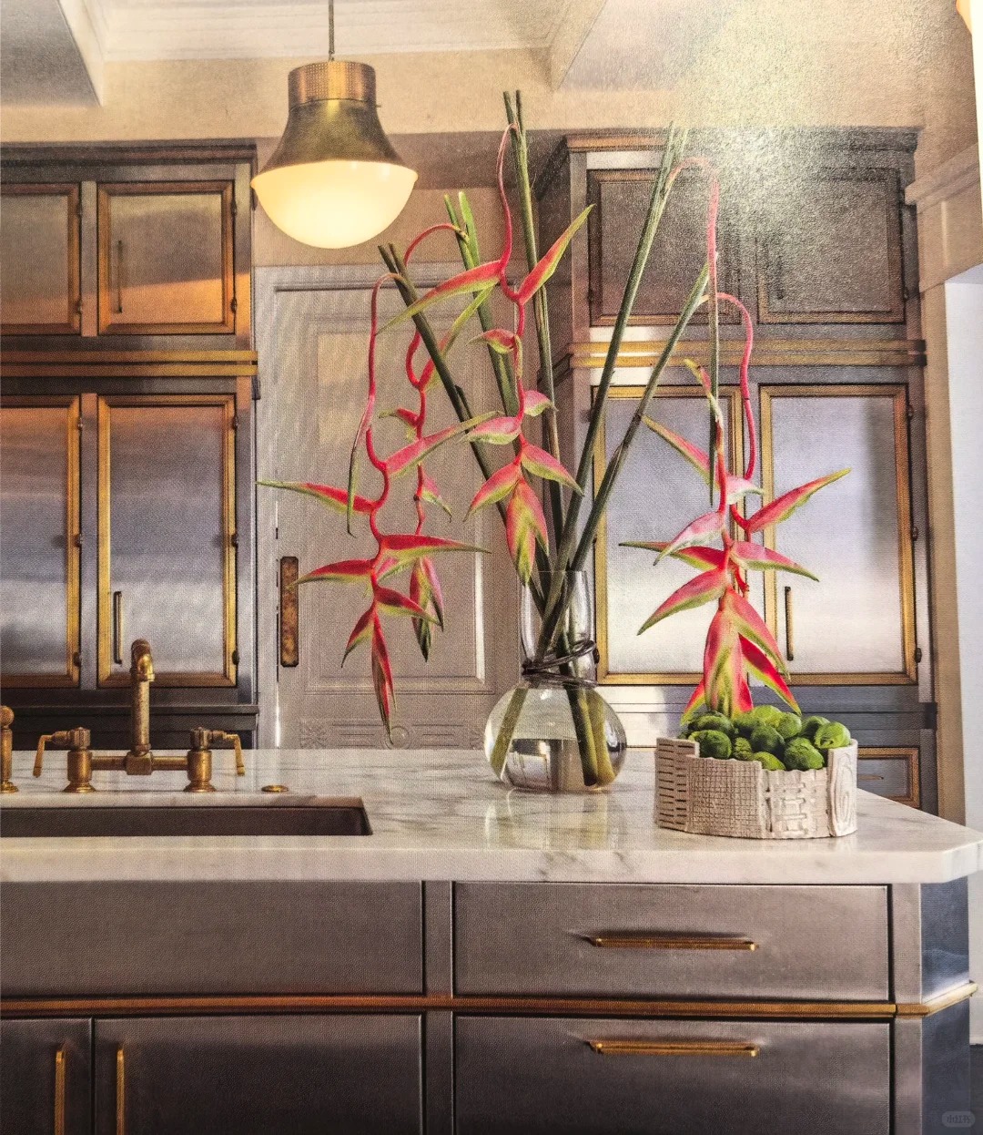 B&oacute;c trần sự thật về lo&agrave;i hoa "Hồng Hạc" đang rần rần c&otilde;i mạng: Đẹp mộng mị nhưng đỏng đảnh kh&oacute; chiều, lỡ mua rồi th&igrave; cắm sao cho sang?- Ảnh 7.