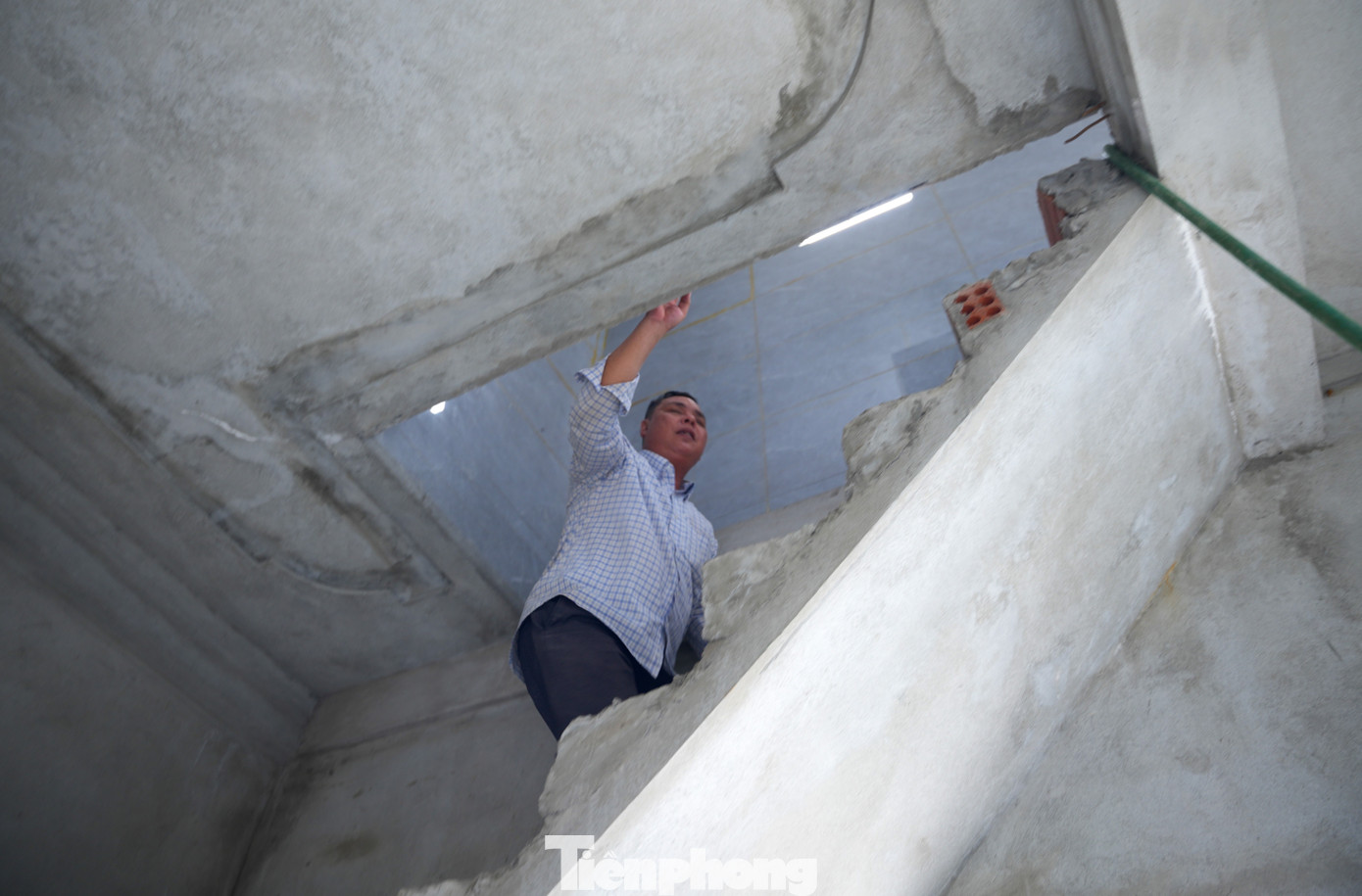 Bất ngờ về người đ&agrave;n &ocirc;ng m&ugrave; rong ruổi b&aacute;n tăm, x&acirc;y căn nh&agrave; 5 tỷ đồng- Ảnh 10.