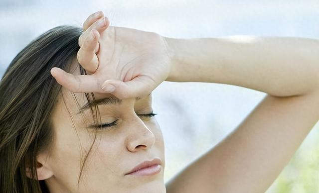 Cứ tưởng m&igrave;nh sẽ gi&agrave; đi rất nhanh sau m&atilde;n kinh&hellip; nhưng từ khi ăn 3 m&oacute;n "giống progesterone", t&ocirc;i lại thấy m&igrave;nh ng&agrave;y c&agrave;ng trẻ ra- Ảnh 1.