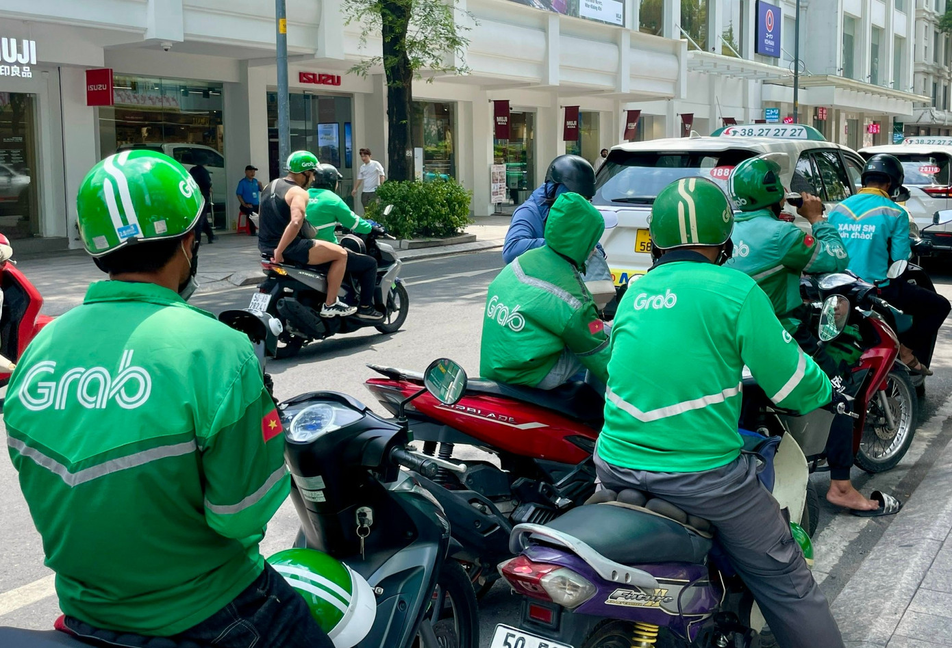 C&aacute;c nền tảng 'tung chi&ecirc;u' giữ ch&acirc;n t&agrave;i xế- Ảnh 3.