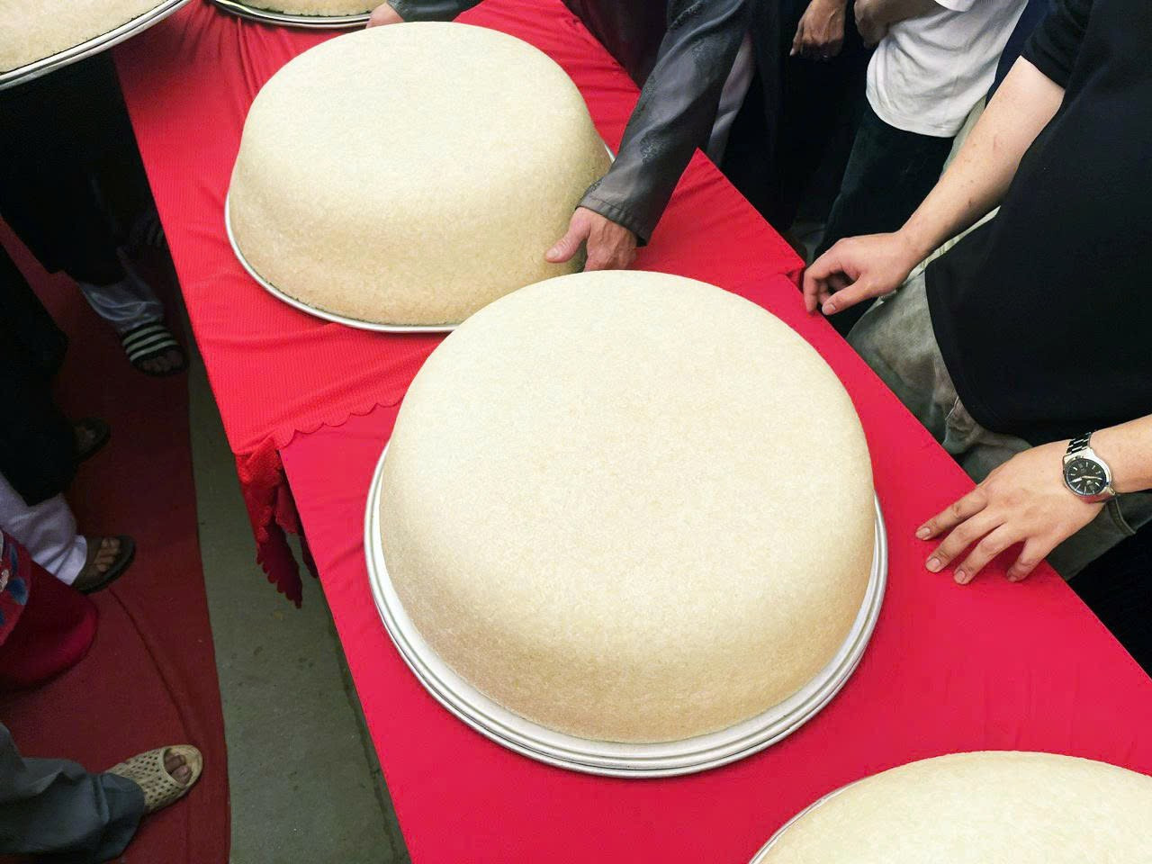 Tục lệ độc lạ ở Bắc Ninh: Người 50 tuổi phải tr&igrave;nh l&agrave;ng bằng m&acirc;m x&ocirc;i khủng v&agrave; g&agrave;- Ảnh 12.