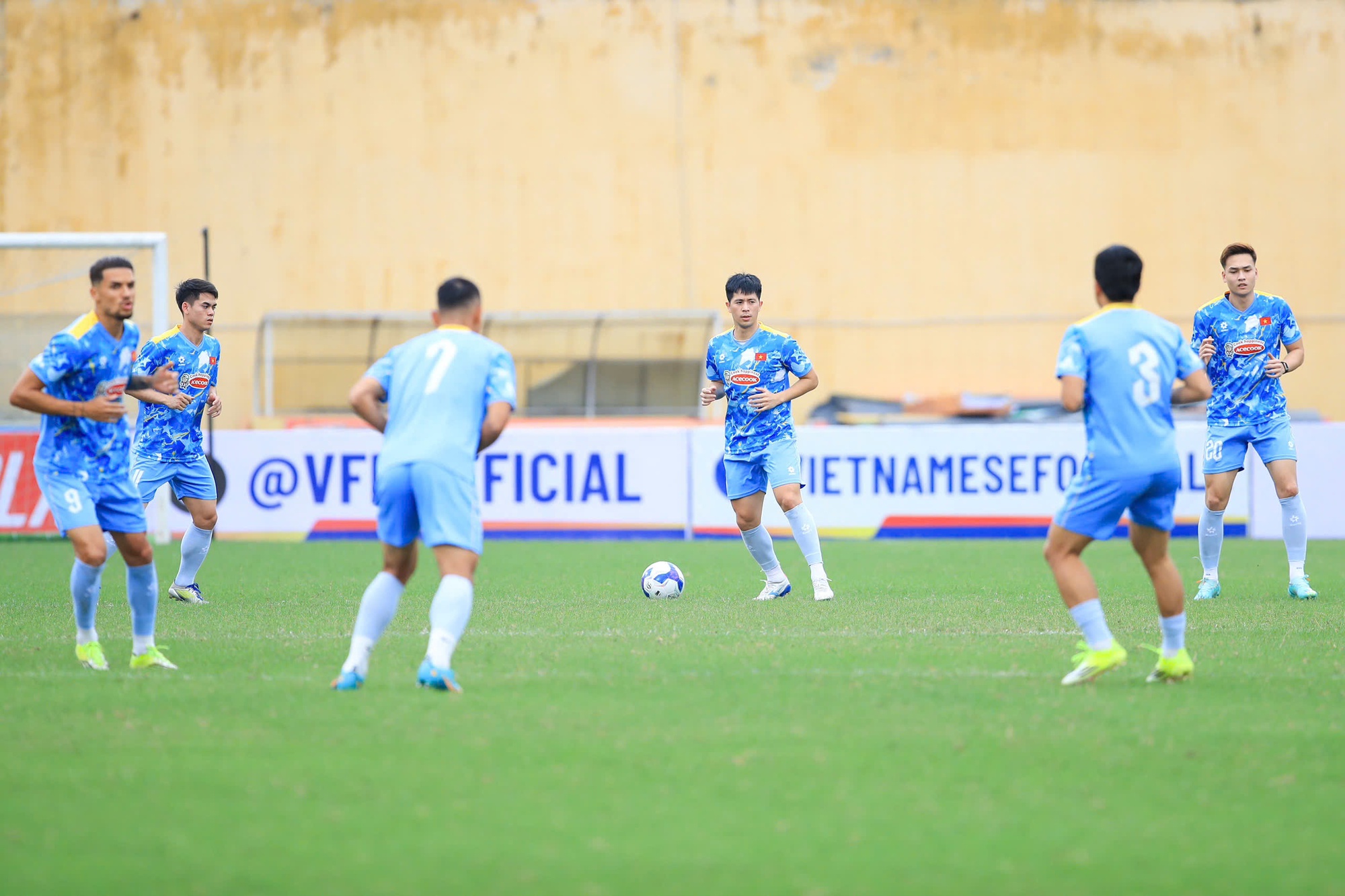 Ph&aacute;t sốt trước m&agrave;n đọ sắc, đọ t&agrave;i ở khung gỗ ĐT Việt Nam: Trung Ki&ecirc;n cạnh tranh với Văn L&acirc;m, Filip, ai được bắt ch&iacute;nh?- Ảnh 15.