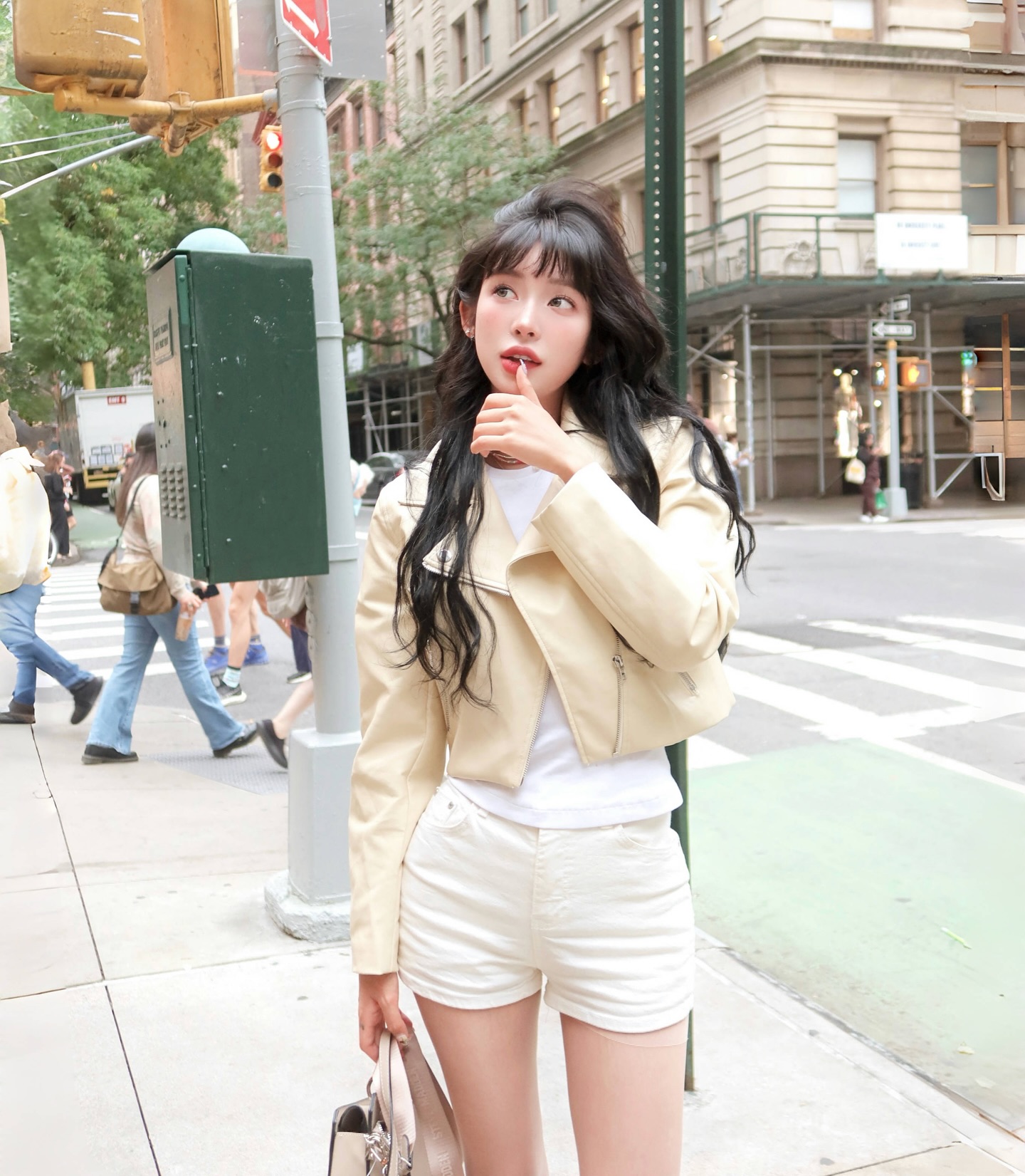 Con g&aacute;i cố diễn vi&ecirc;n Choi Jin Sil c&ocirc;ng khai mặt mộc hậu giảm 55kg, so với khi makeup kh&ocirc;ng thể nhận ra- Ảnh 9.