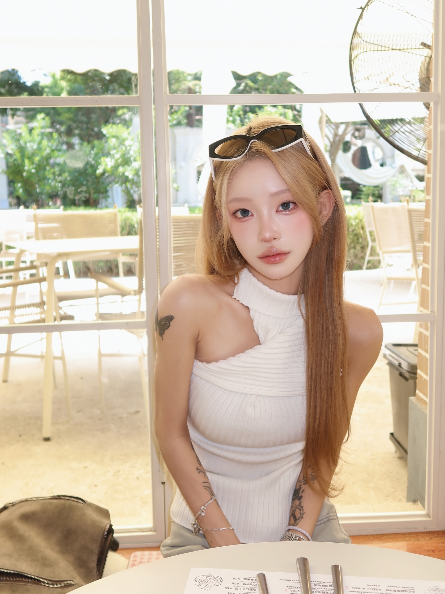 Con g&aacute;i cố diễn vi&ecirc;n Choi Jin Sil c&ocirc;ng khai mặt mộc hậu giảm 55kg, so với khi makeup kh&ocirc;ng thể nhận ra- Ảnh 4.