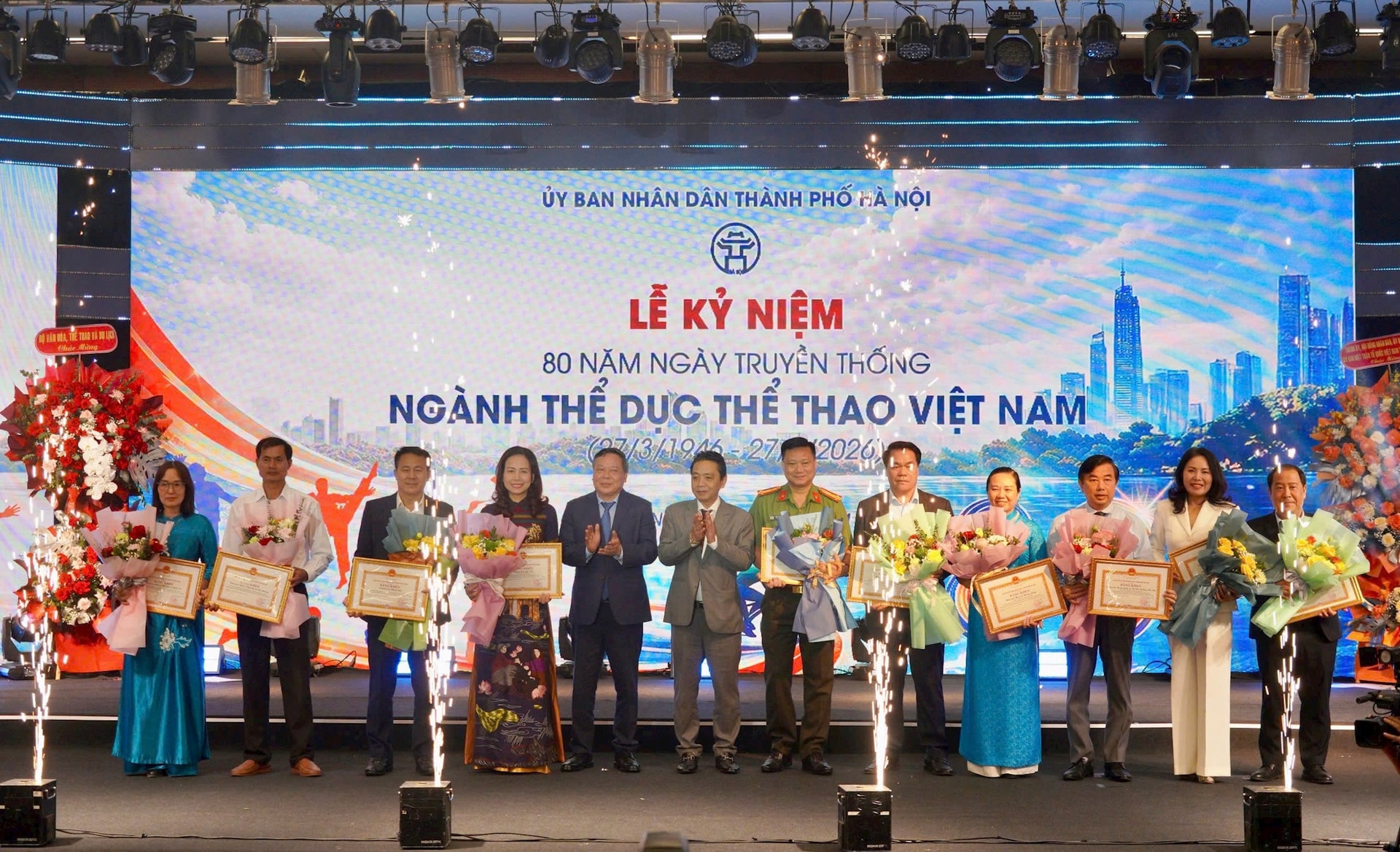 H&agrave; Nội: M&iacute;t tinh kỷ niệm 80 năm Ng&agrave;y truyền thống ng&agrave;nh Thể dục thể thao Việt Nam- Ảnh 7.