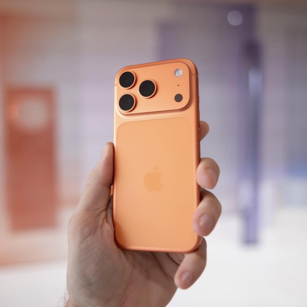 Chờ iPhone 17 Pro Max sập gi&aacute; giữa năm v&agrave; c&aacute;i kết "ng&atilde; ngửa" cho người d&ugrave;ng Việt- Ảnh 3.