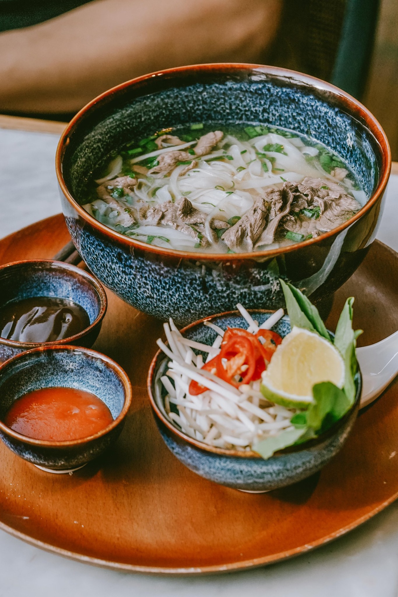 5 nơi b&aacute;n phở đắt nhất Việt Nam: T&ocirc; 4 triệu c&oacute; lu&ocirc;n cả v&agrave;ng r&ograve;ng, b&aacute;t rẻ nhất cũng bay nửa th&aacute;ng lương- Ảnh 3.