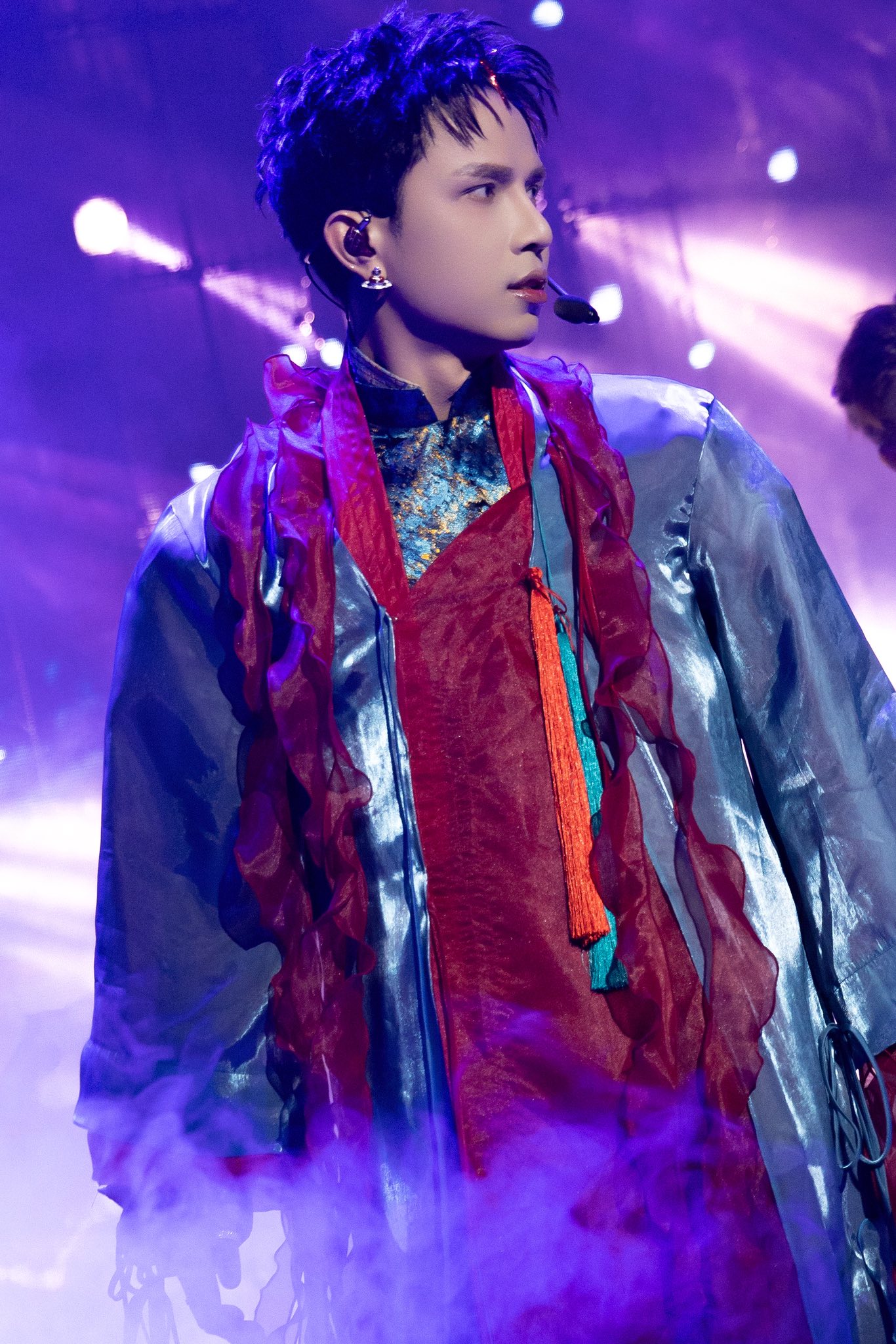 Th&ocirc;ng b&aacute;o n&oacute;ng của c&ocirc;ng ty giải tr&iacute; Việt bị gửi v&ograve;ng hoa tang- Ảnh 5.