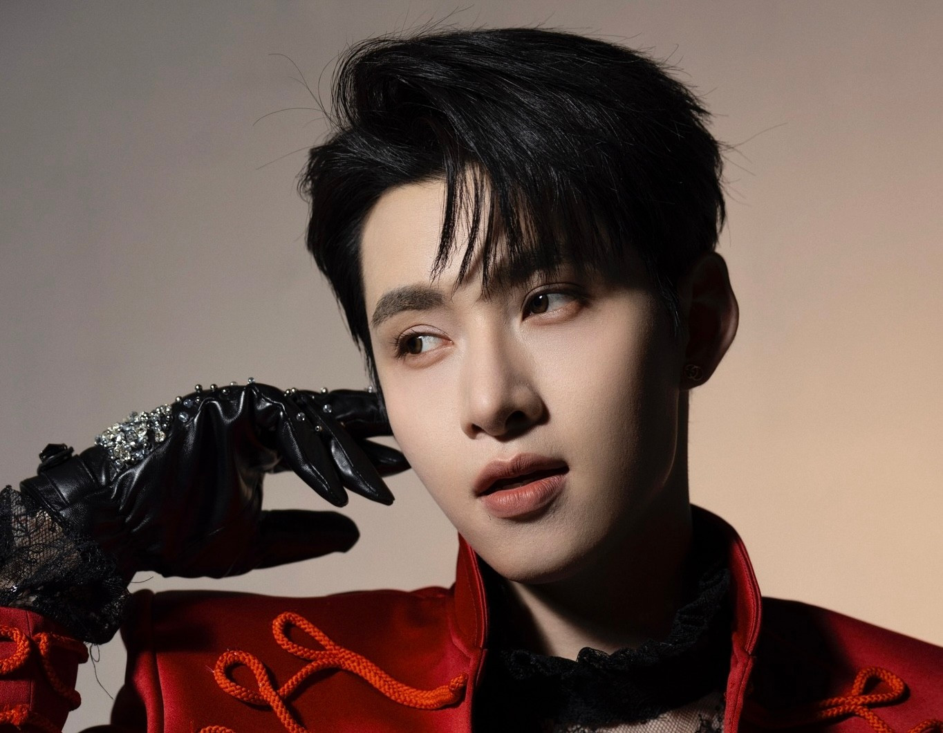 H&ograve;a Minzy kh&ocirc;ng cứu nổi MV nhận gần 4.000 dislike- Ảnh 2.