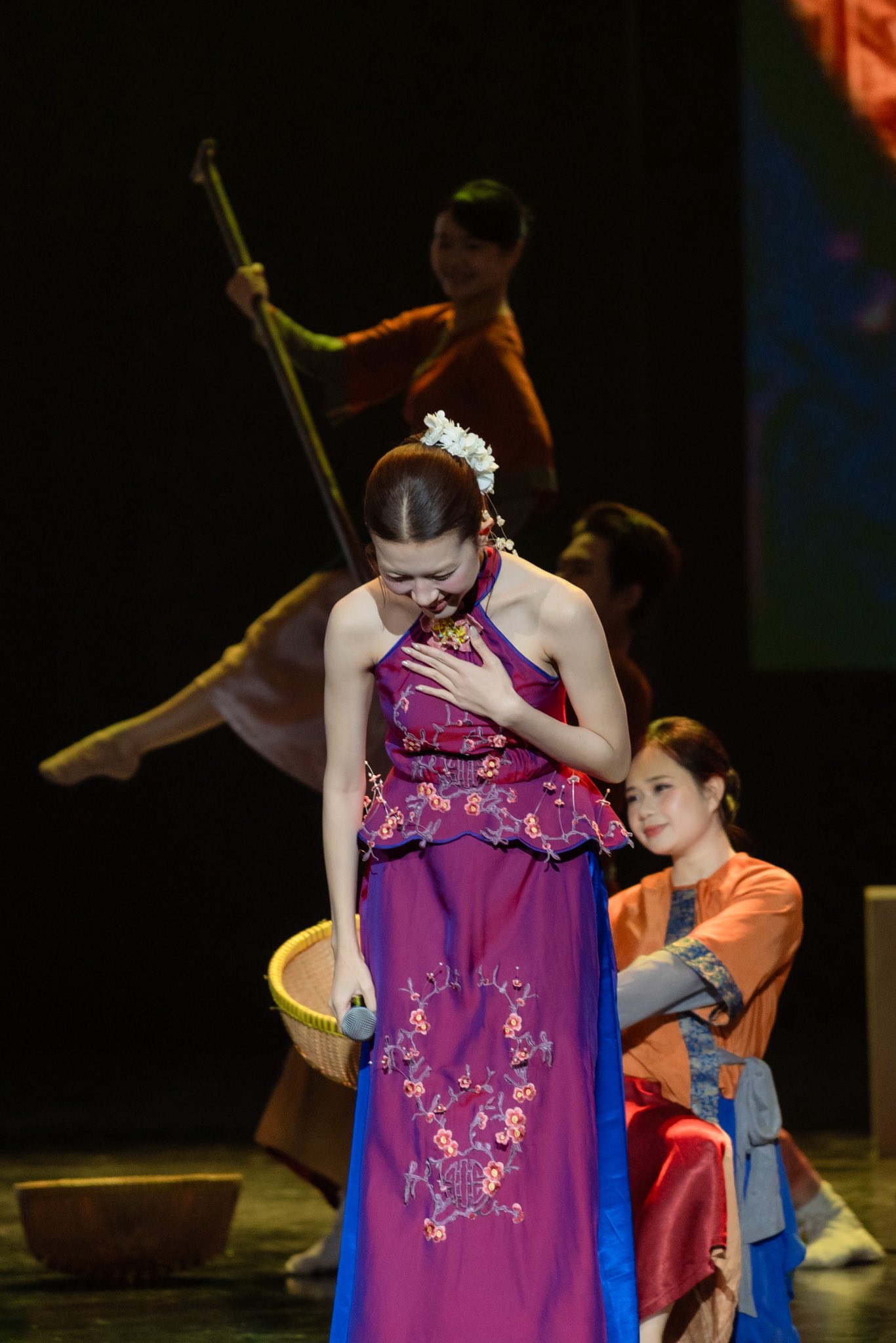 Th&aacute;i độ của Lamoon khi lộ diện sau ồn &agrave;o đời tư- Ảnh 4.