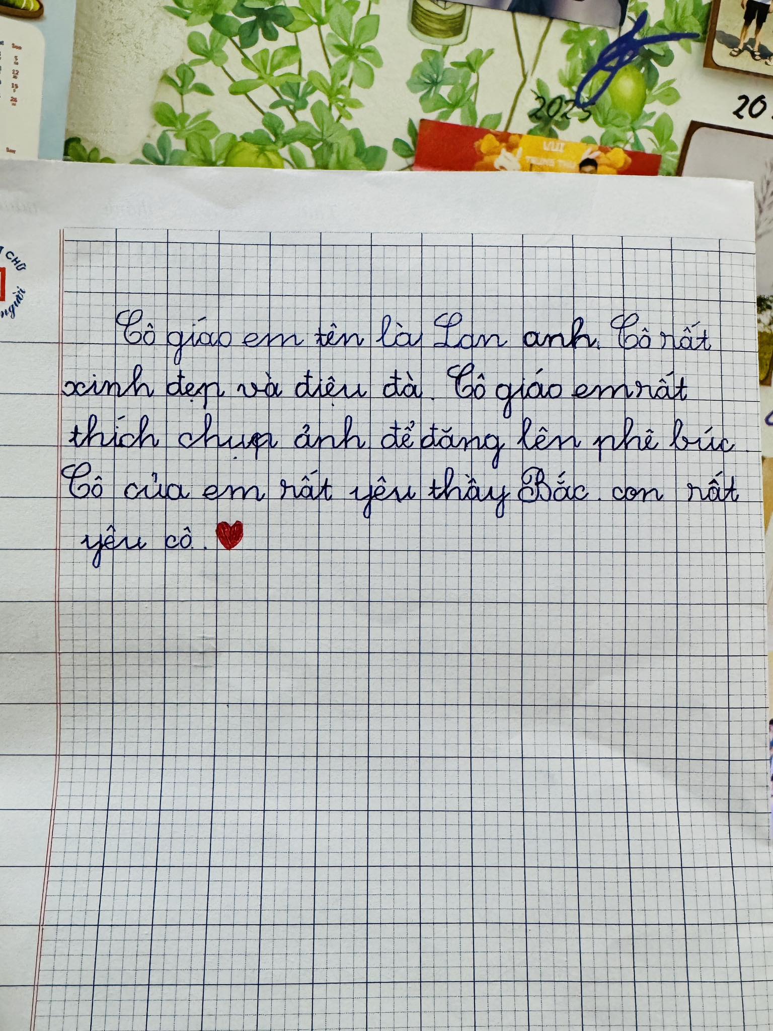 Học sinh tả c&ocirc; Lan Anh "y&ecirc;u thầy Bắc", viết th&ecirc;m 1 c&acirc;u m&agrave; c&ocirc; kho&aacute; lu&ocirc;n trang c&aacute; nh&acirc;n!- Ảnh 1.
