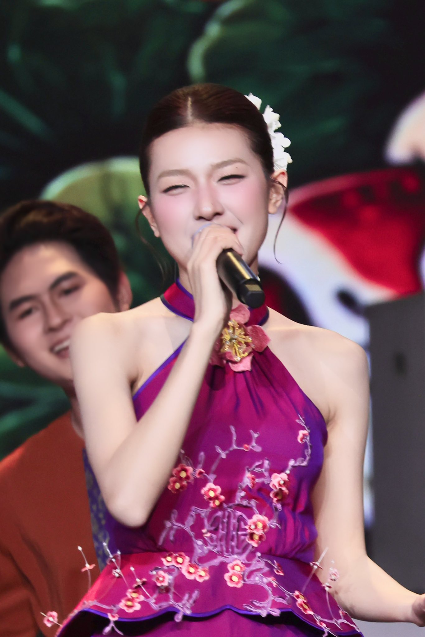 Th&aacute;i độ của Lamoon khi lộ diện sau ồn &agrave;o đời tư- Ảnh 1.