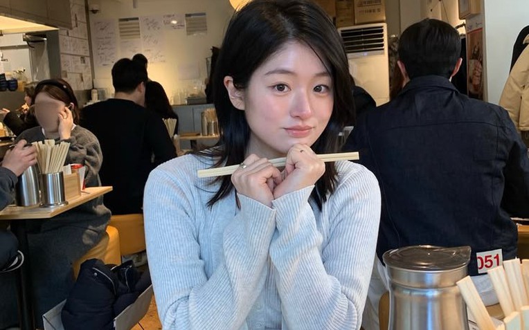 Khoảng c&aacute;ch giữa sếp v&agrave; nh&acirc;n vi&ecirc;n kh&ocirc;ng chỉ ở vị tr&iacute;, m&agrave; c&ograve;n nằm ở c&aacute;ch nghĩ n&agrave;y!- Ảnh 1.