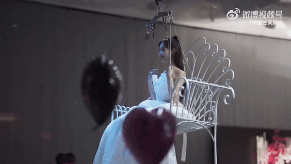 Cặp diễn vi&ecirc;n gen Z chụp ảnh cưới xong vẫn quyết chia tay, nay c&ograve;n đ&ograve;i s&iacute;nh lễ n&aacute;o loạn showbiz- Ảnh 1.