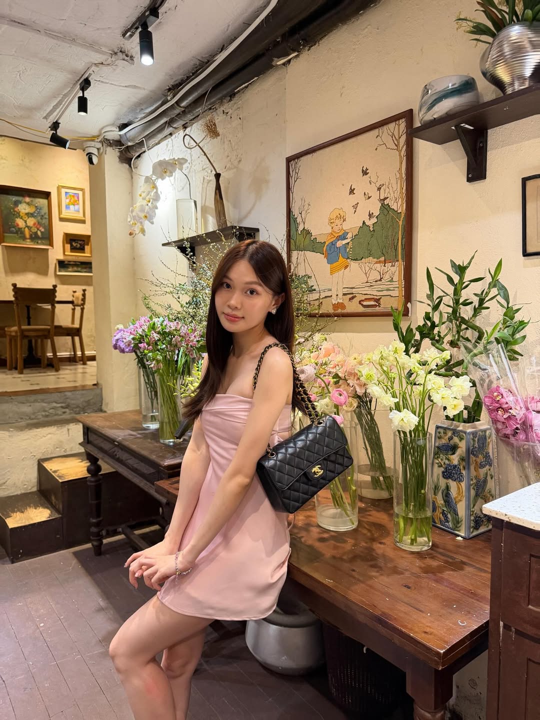 G&aacute;i xinh 2k1 vừa sinh con hot nhất MXH: S&agrave;nh điệu tuyệt đối, xuất hiện ở đ&acirc;u th&igrave; nơi đ&oacute; l&agrave; Paris Fashion Week- Ảnh 9.