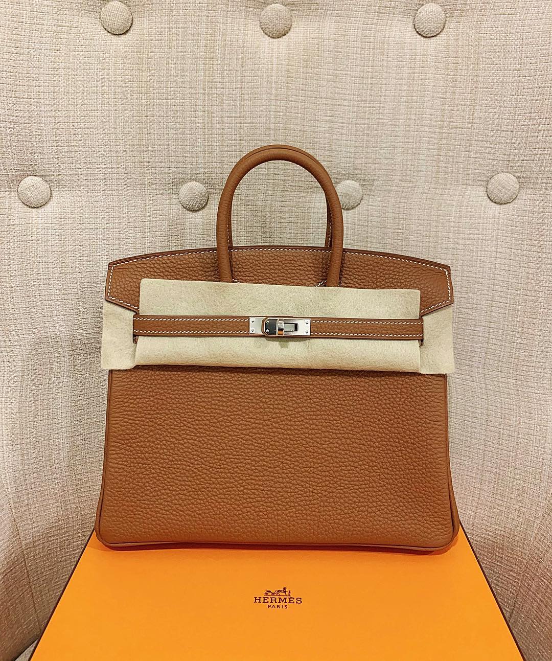 20 năm trước đ&atilde; x&aacute;ch Hermes, đi Rolls - Royce: Meo Meo l&agrave;m nghề g&igrave; m&agrave; gi&agrave;u qu&aacute; vậy?- Ảnh 26.