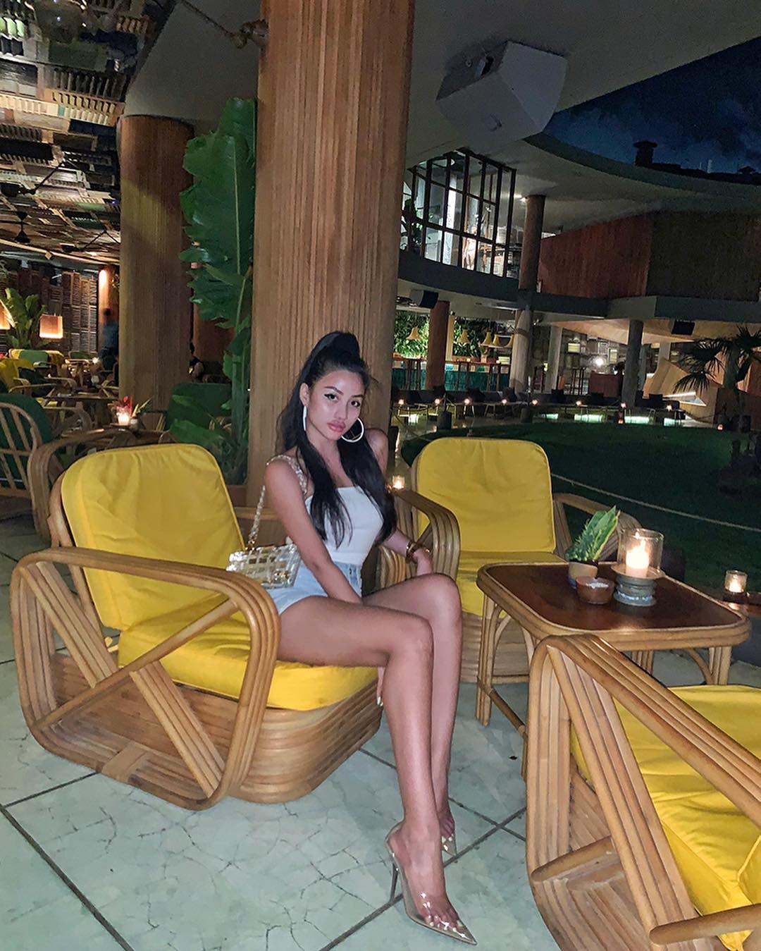 20 năm trước đ&atilde; x&aacute;ch Hermes, đi Rolls - Royce: Meo Meo l&agrave;m nghề g&igrave; m&agrave; gi&agrave;u qu&aacute; vậy?- Ảnh 8.