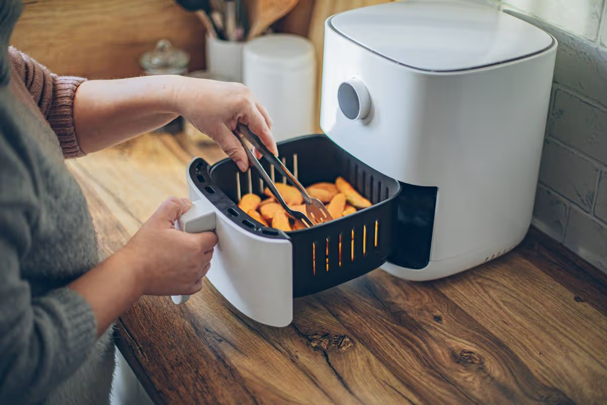 Cảnh b&aacute;o người d&ugrave;ng nồi chi&ecirc;n kh&ocirc;ng dầu- Ảnh 1.