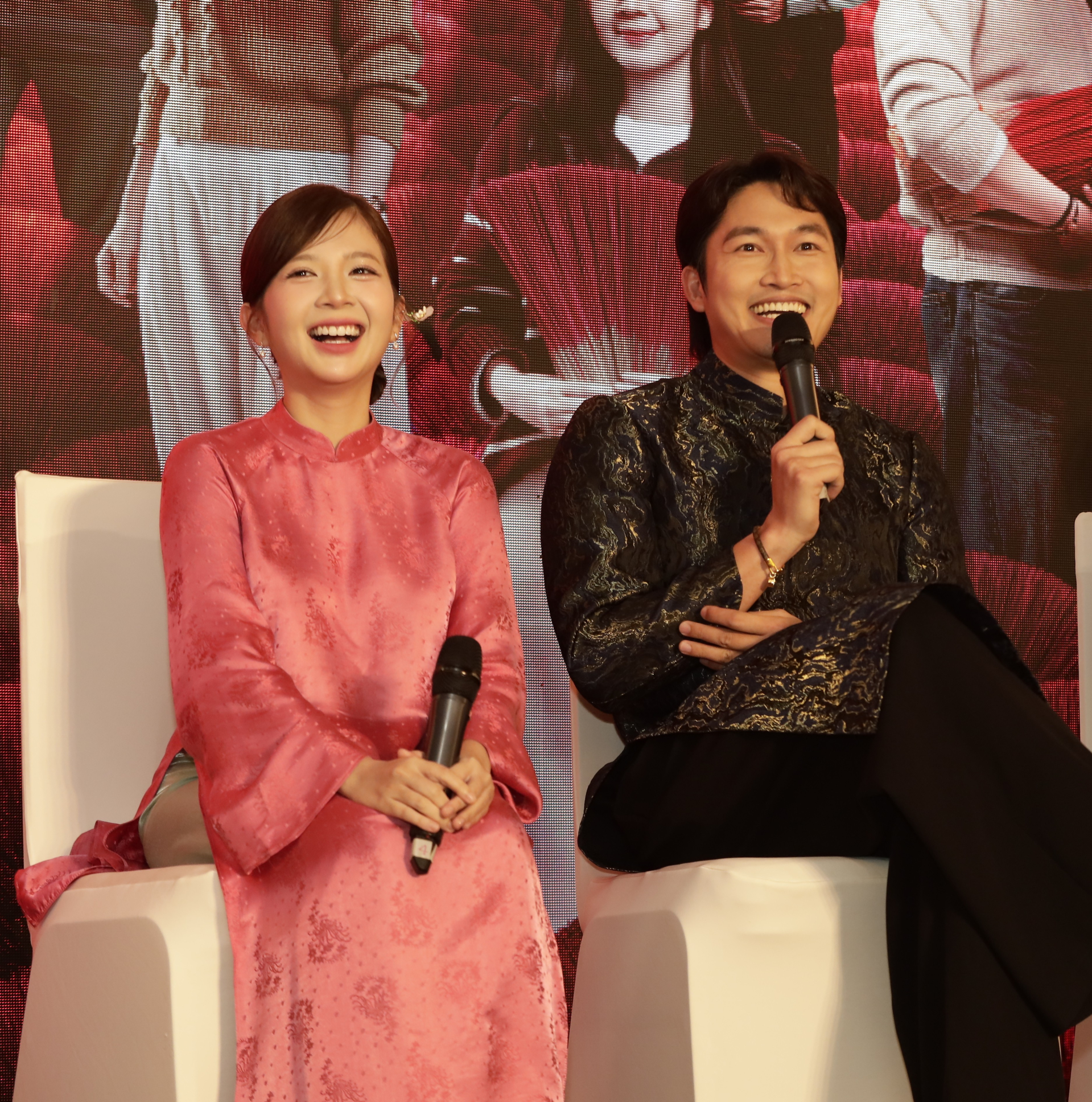 Ngọc Huyền bắt Đ&igrave;nh T&uacute; unfollow tất cả g&aacute;i xinh tr&ecirc;n MXH, n&agrave;o ngờ nh&agrave; trai chốt 1 c&acirc;u xanh rờn- Ảnh 2.