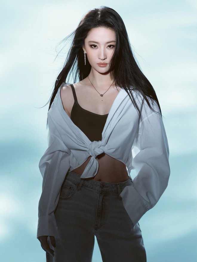 Lưu Diệc Phi eo thắt cơ thể vẫn đầy đặn khiến hội chị em "đứng ngồi kh&ocirc;ng y&ecirc;n": Bữa tối giảm c&acirc;n l&agrave; m&oacute;n luộc ngon b&ugrave;i người Việt chẳng lạ- Ảnh 4.