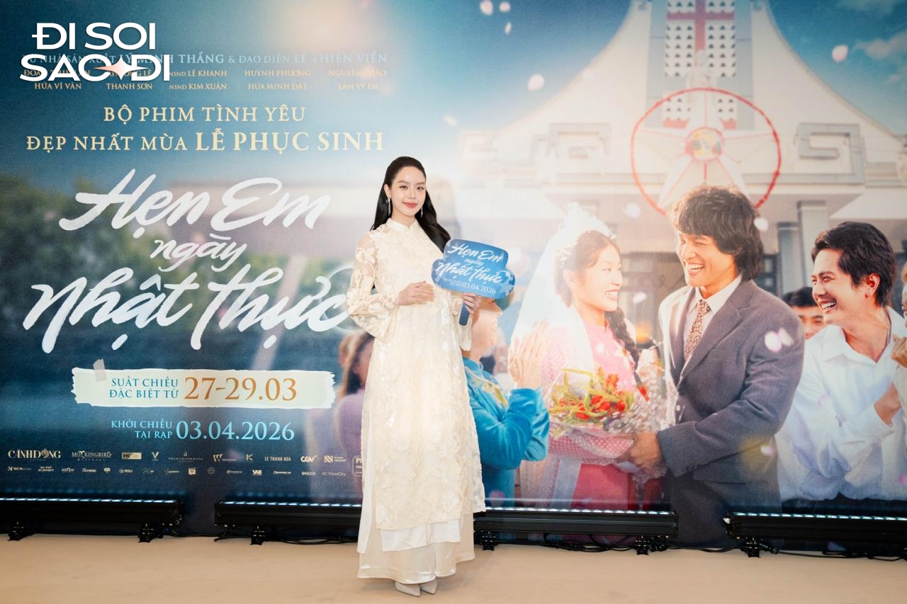 Thảm đỏ HOT nhất hôm nay: Thanh Thủy - Nhã Phương đẹp phát sáng, 1 mỹ nhân “cưa sừng làm nghé” ăn mặc chẳng giống ai- Ảnh 2. Thảm đỏ HOT nhất hôm nay: Thanh Thủy - Nhã Phương đẹp phát sáng, 1 mỹ nhân “cưa sừng làm nghé” ăn mặc chẳng giống ai- Ảnh 2.