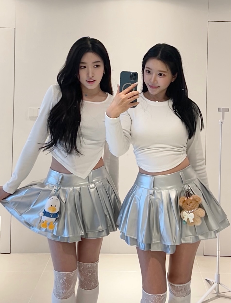 Cặp mẹ 53 tuổi - con 23 tuổi g&acirc;y sốt, thường xuy&ecirc;n bị nhầm l&agrave; bạn b&egrave;: H&eacute; lộ b&iacute; quyết- Ảnh 1.