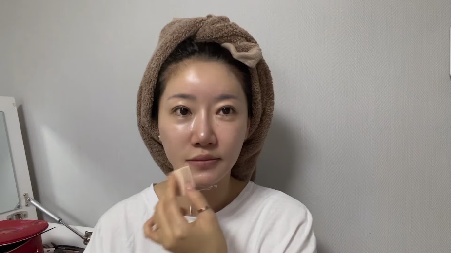 Cặp mẹ 53 tuổi - con 23 tuổi g&acirc;y sốt, thường xuy&ecirc;n bị nhầm l&agrave; bạn b&egrave;: H&eacute; lộ b&iacute; quyết- Ảnh 5.