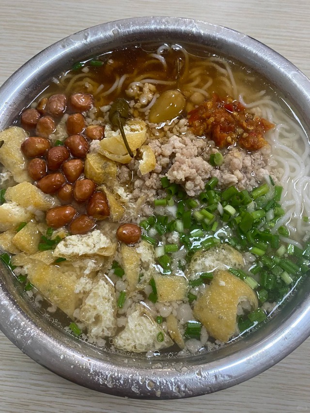 Bỏ phố rủ nhau đi ăn sập v&ugrave;ng sơn cước: 6 m&oacute;n ăn d&acirc;n d&atilde; rẻ b&egrave;o m&agrave; "chữa l&agrave;nh" mọi muộn phiền, c&oacute; m&oacute;n giống hệt x&ocirc;i T&acirc;y Bắc- Ảnh 12.