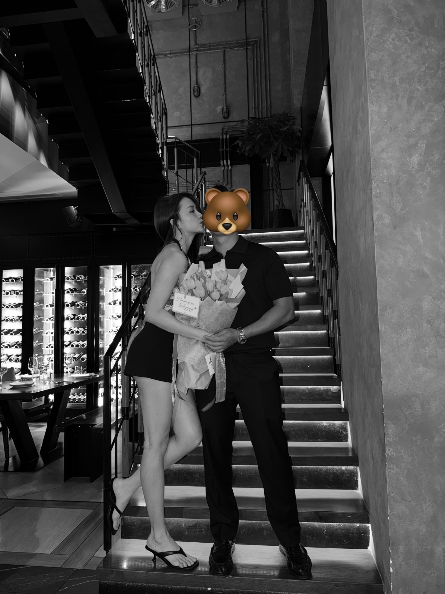 Rầm rộ danh t&iacute;nh bạn trai Thiều Bảo Trang: Thiếu gia tập đo&agrave;n top đầu Long An, visual tổng t&agrave;i thứ thiệt- Ảnh 1.