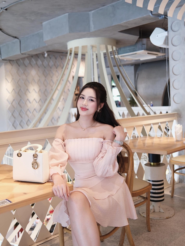 Điều kh&aacute;c lạ của Hoa hậu Đỗ H&agrave;- Ảnh 2.